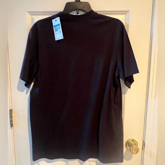 NWT NIKE T-Shirt medium - Picture 3 of 5